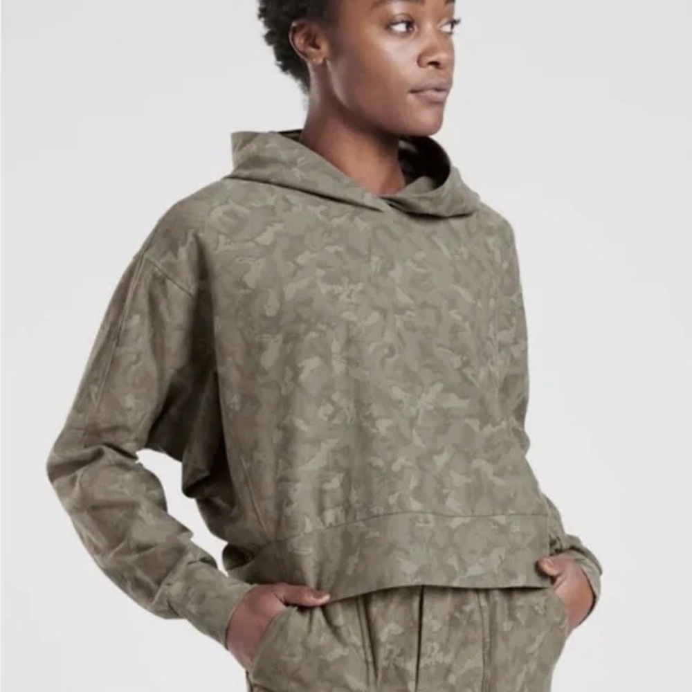 Athleta Printed Farallon Sweatshirt